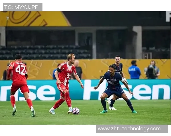 世界杯激战拜仁大胜巴黎红牌争议引发全场热议战术解析深入剖析