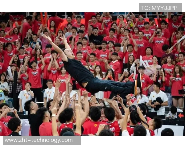 姚明在国际篮球赛场上创下历史新纪录引发全球关注与热议