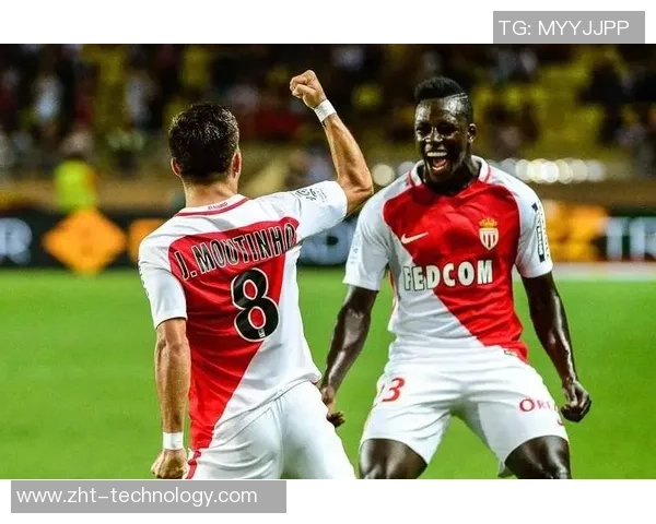 中超赛场惊现历史冷门马竞6比2大胜曼联引发全场沸腾