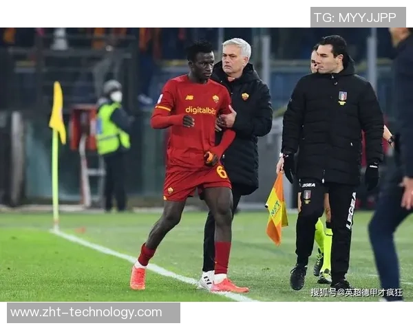 德甲激战波尔图险胜里昂乌龙球引发全场争议与热议