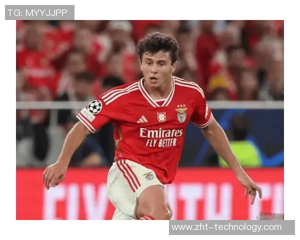 意甲历史冷门本菲卡狂胜曼联6比2引发全场震动