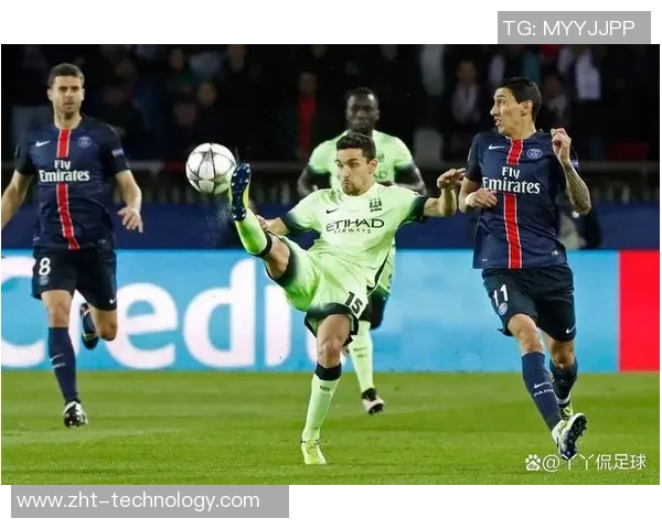 中超精彩对决巴黎圣日耳曼逆转曼城绝杀全场沸腾