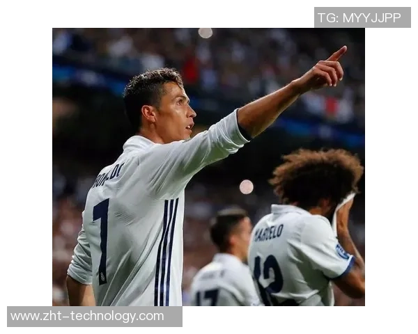 中超激战曼联与利物浦战成平局十大精彩进球瞬间回顾引爆全场热情