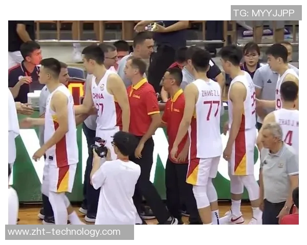 热刺友谊赛大胜AC米兰红牌事件引发全场热议与焦点分析 热刺友谊赛大胜AC米兰红牌事件引发全场热议与焦点分析